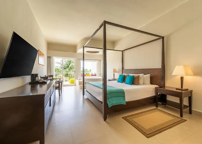 Resort Iberostar Selection Riviera Cancun 5*